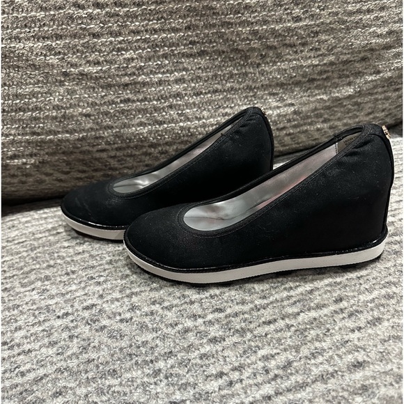 Girl's Stuart Weitzman Black Ariana Clare Wedges, NWT! - Picture 4 of 9